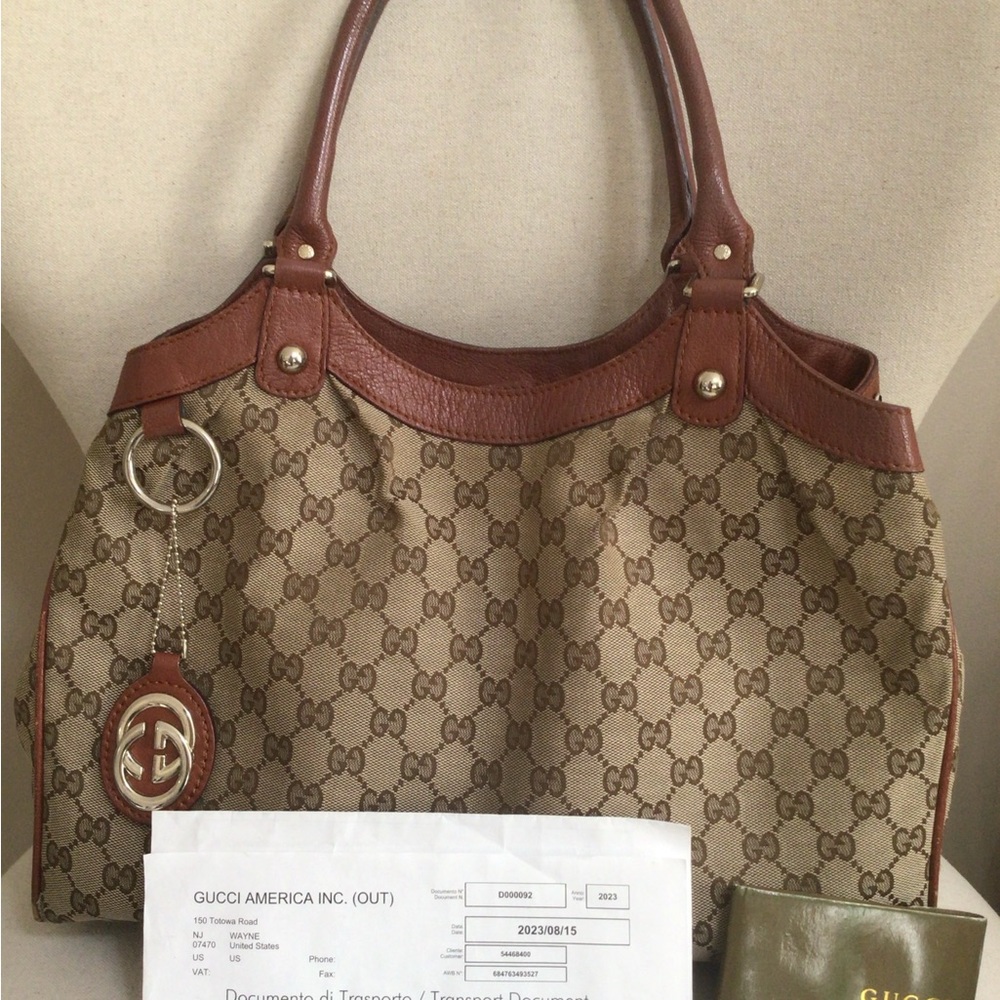 Gucci Tan and Brown Shoulder Bag